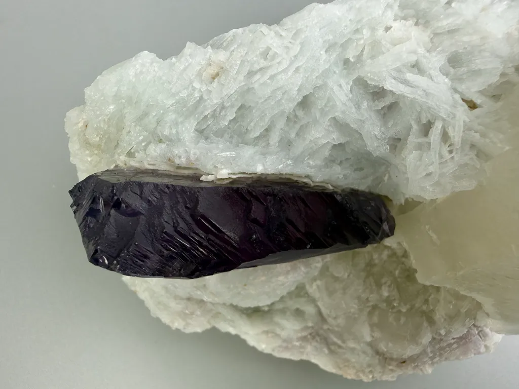 Kunzite from Afghanistan - image 2