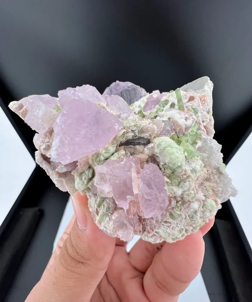 Kunzite from Afghanistan - image 7