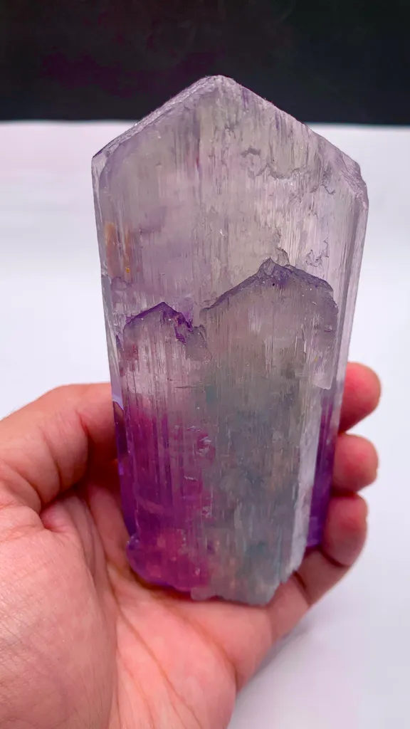 Kunzite from Afghanistan - image 2
