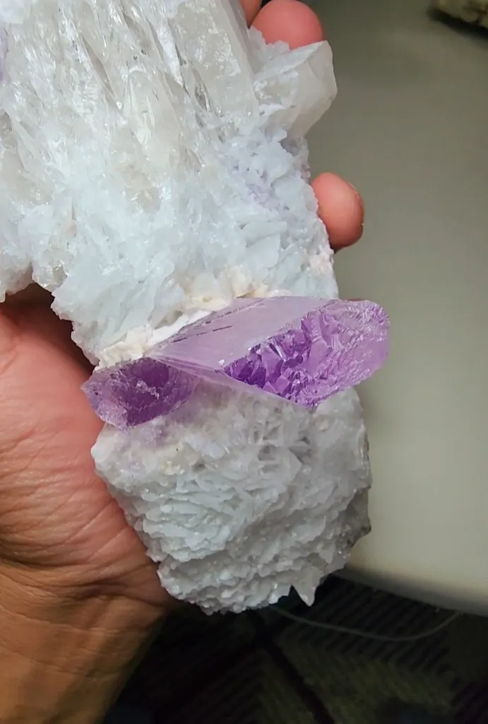 Kunzite from Afghanistan - image 3