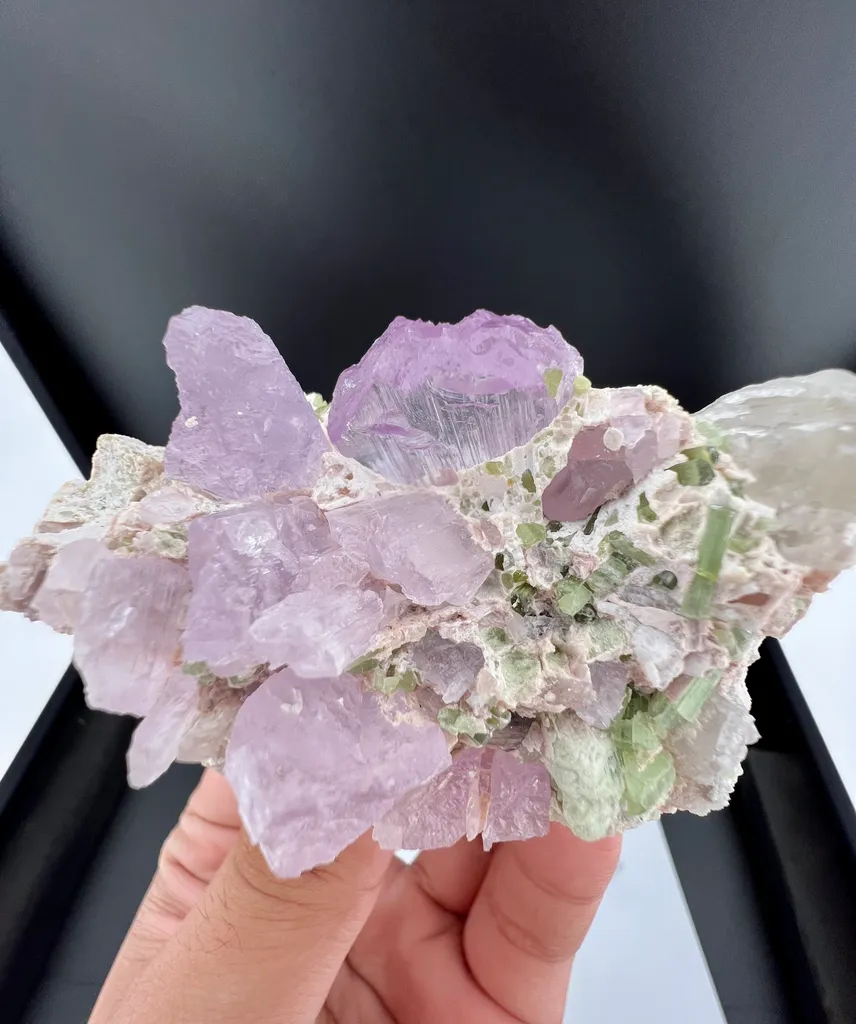 Kunzite from Afghanistan - image 8
