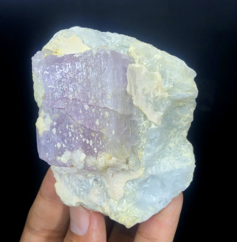 Kunzite from Afghanistan - image 5