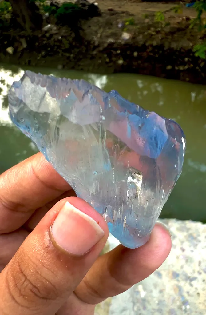 Kunzite from Afghanistan - image 4