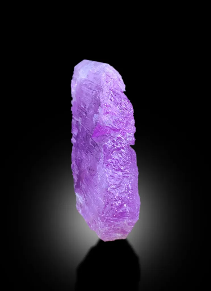 Kunzite from Afghanistan - image 4