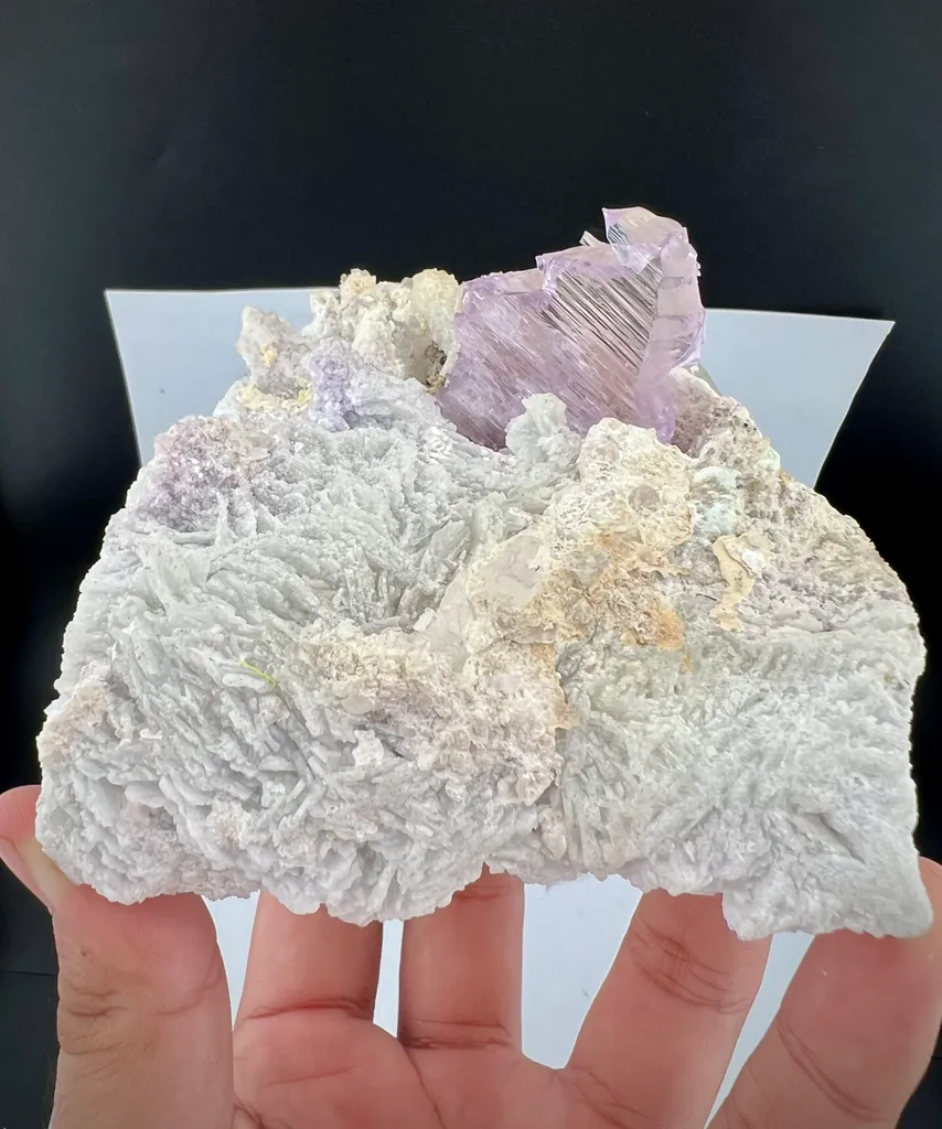 Kunzite from Afghanistan - image 3