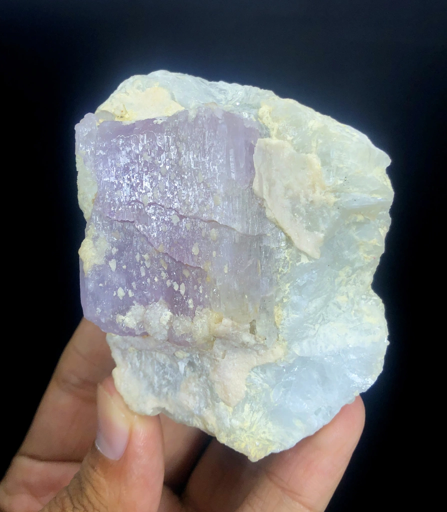 Kunzite from Afghanistan - image 3