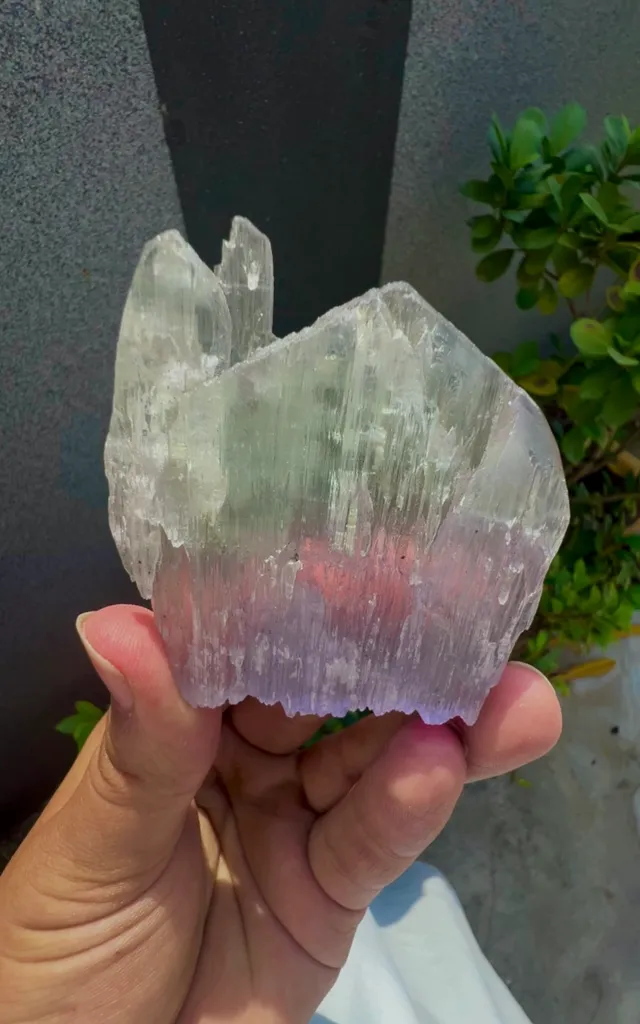 Kunzite from Afghanistan - image 2
