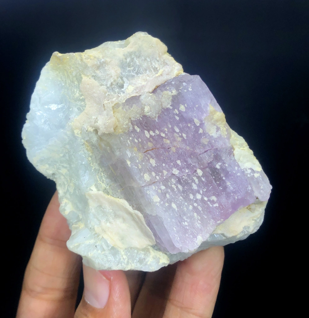Kunzite from Afghanistan - image 9