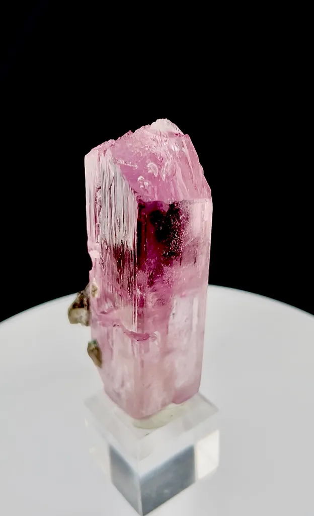 Kunzite from Afghanistan, Nuristan - image 2