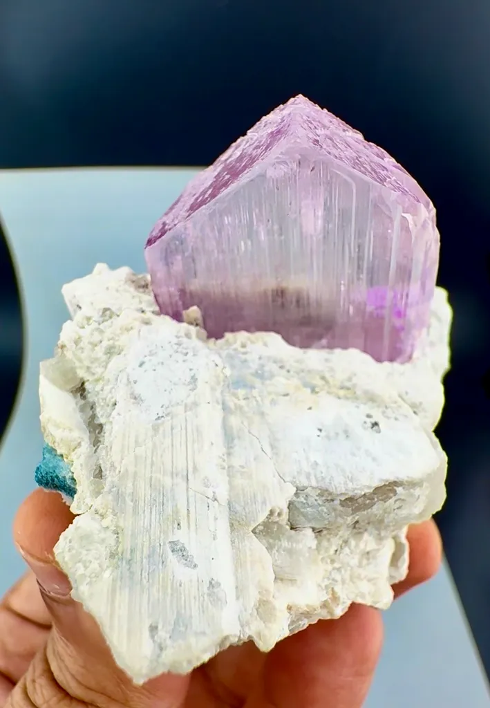Kunzite from Afghanistan, Nuristan image