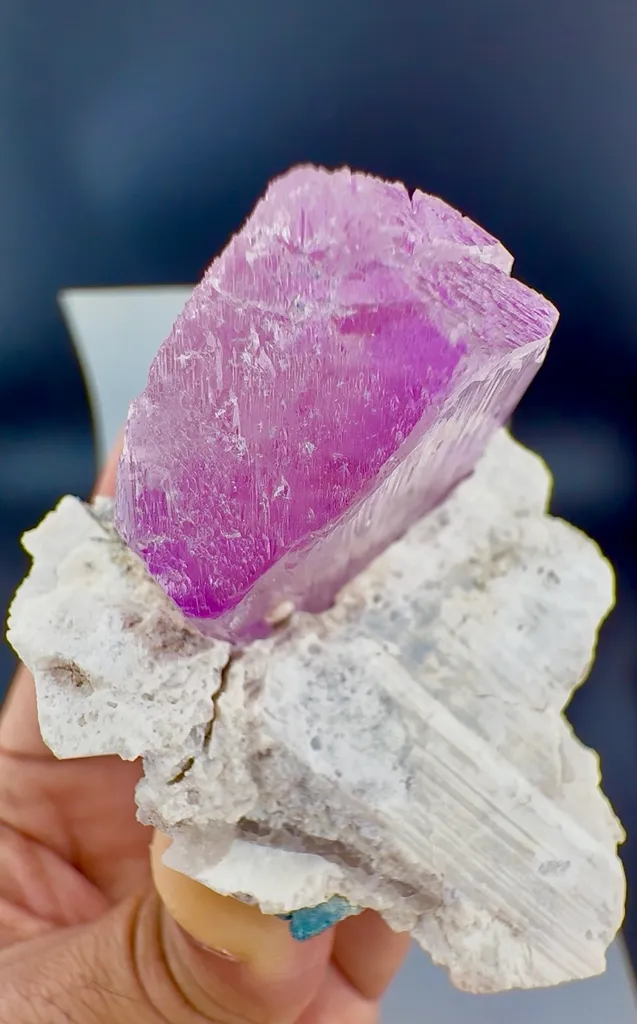 Kunzite from Afghanistan, Nuristan - image 7