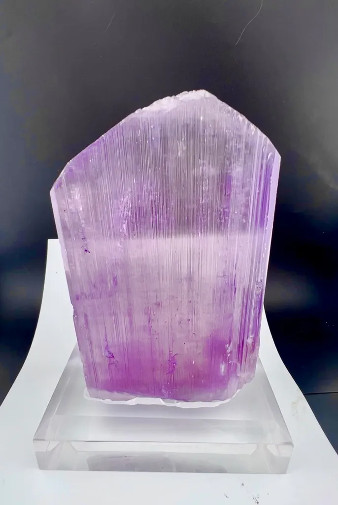 Kunzite from Afghanistan, Nuristan, Mawi pegmatite - image 7