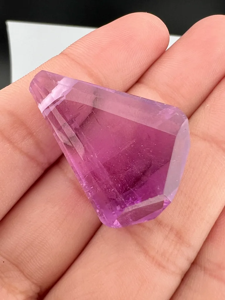 Kunzite from Afghanistan - image 10
