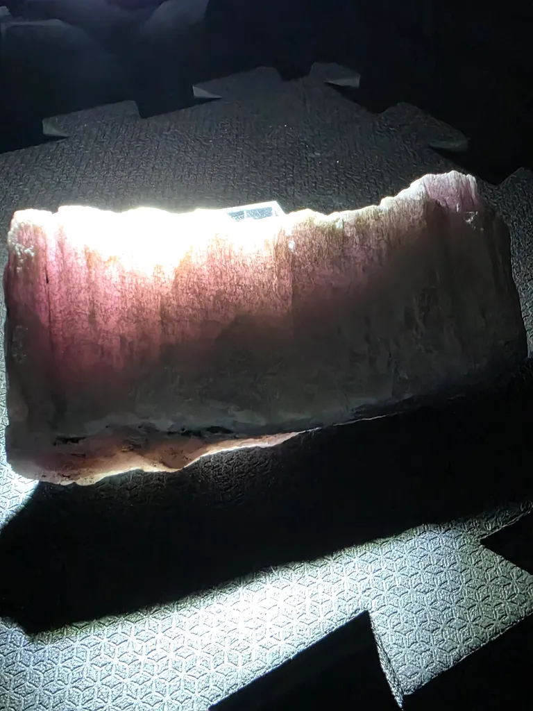 Kunzite from Brazil, Minas Gerais, Coronel Murta - image 7