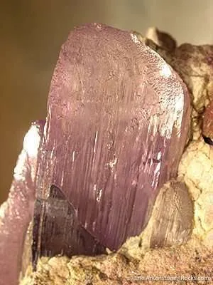 Kunzite In Matrix - image 2