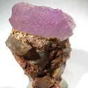 Kunzite in Matrix - image 3