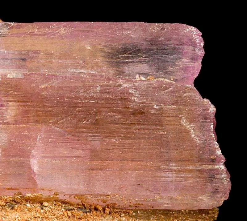 Kunzite in Matrix - image 3