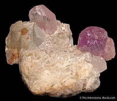 Kunzite, Quartz, And Cleavelandite image