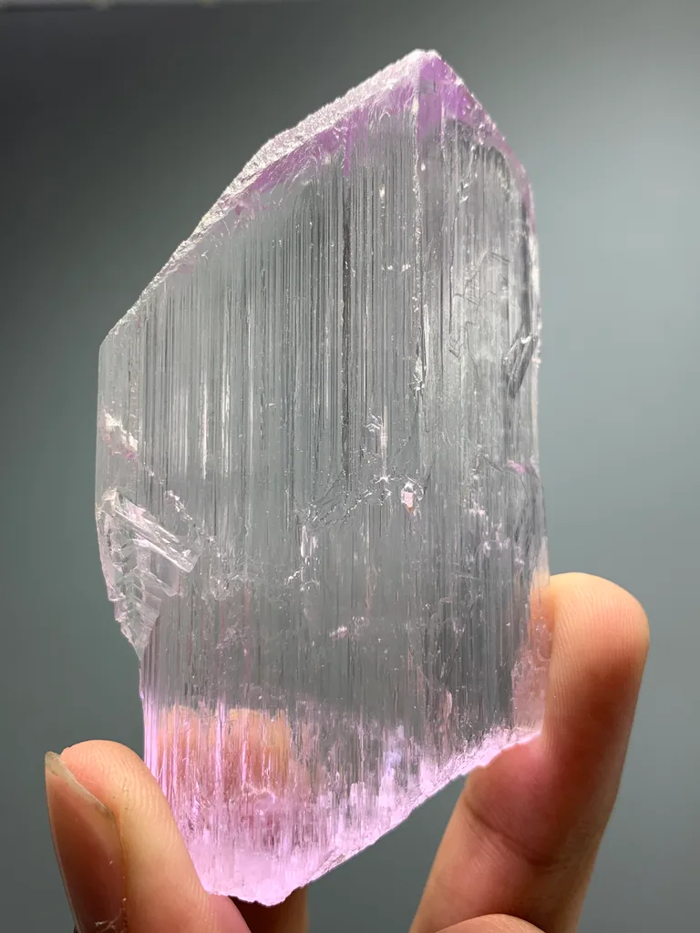 Kunzite image