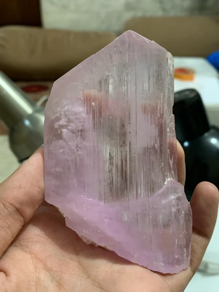 Kunzite image
