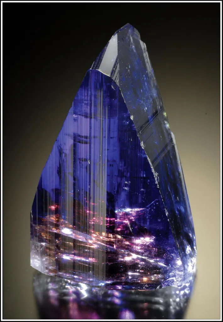 Kunzite Spodumene; Tanzanite Zoisite image