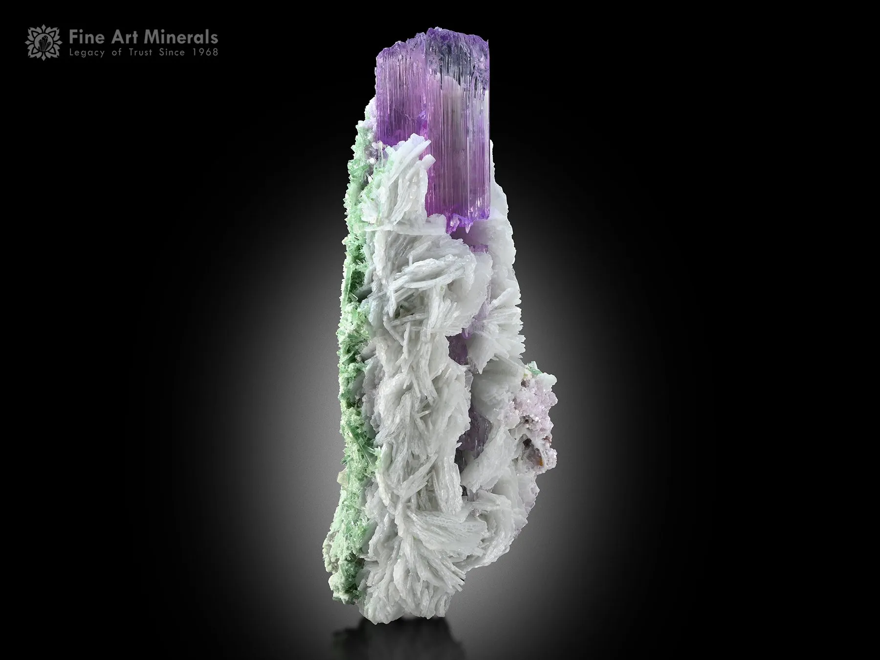 Kunzite with Cleavelandite from Afghanistan - image 2