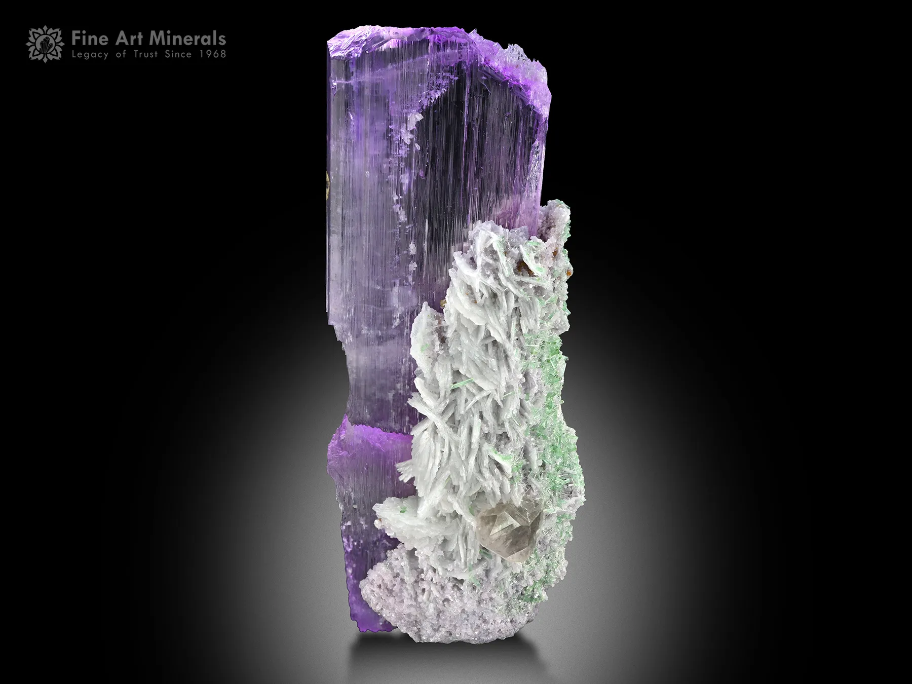 Kunzite with Cleavelandite from Afghanistan - image 1