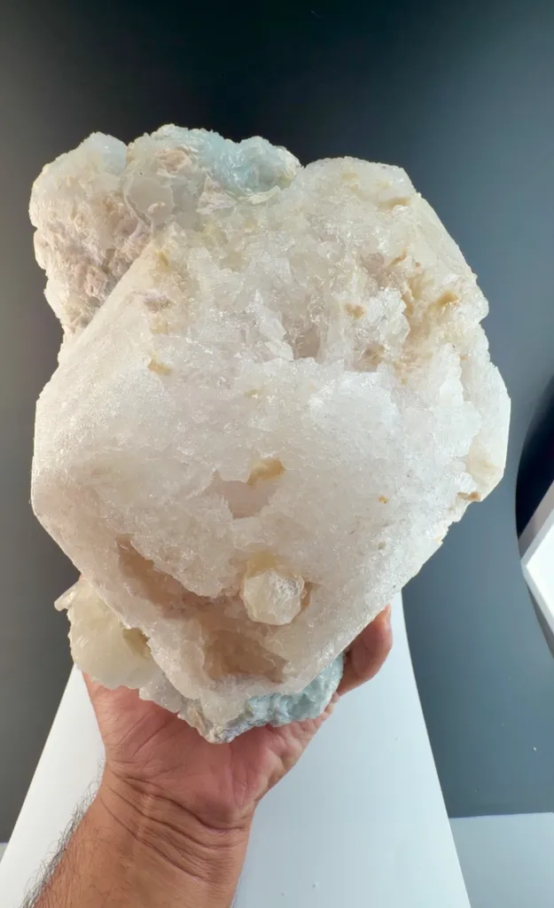 Kunzite with pollucite from Afghanistan - image 5