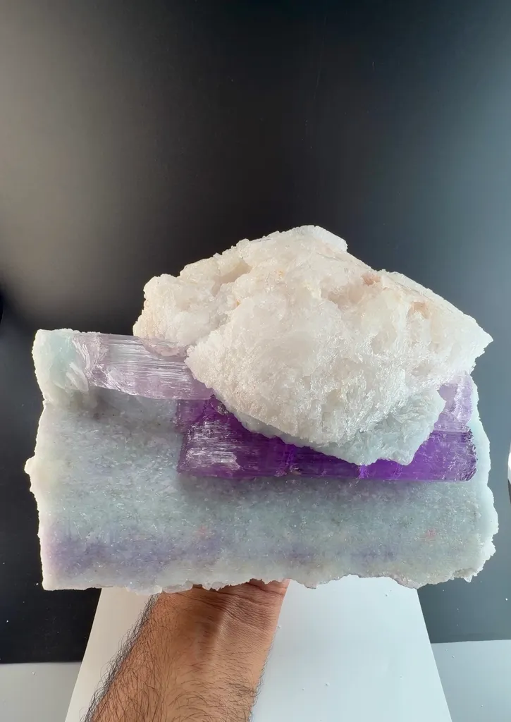 Kunzite with pollucite from Afghanistan - image 6
