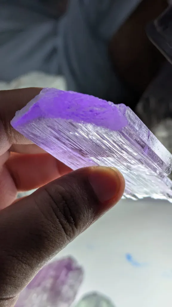 Kunzite with Quartz and Lepidolite (14 Piece Lot) from Afghanistan image