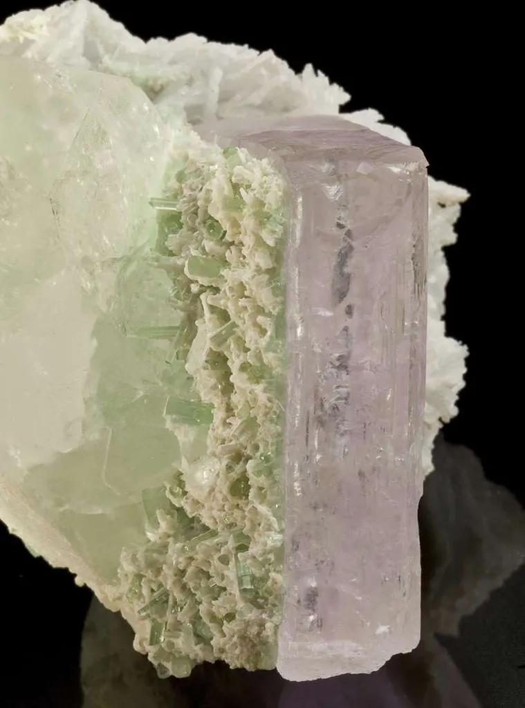 Kunzite With Quartz - image 4