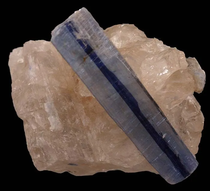 Kyanite image