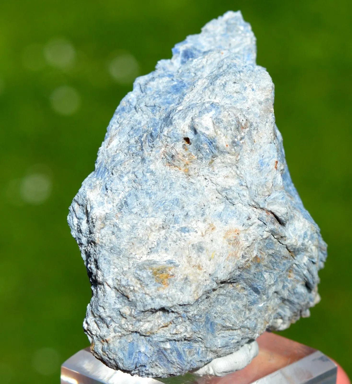 Kyanite 215 grams - Usambara mts, Lushoto District, Tanga Region, Tanzania - image 4