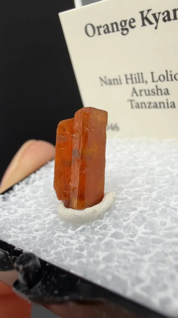 Kyanite image
