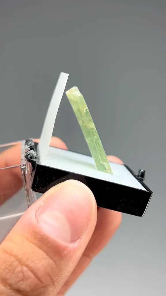 Kyanite - image 2