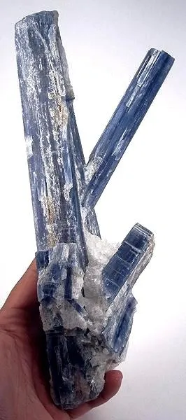 Kyanite image