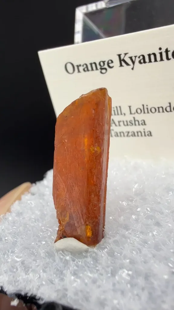Kyanite image