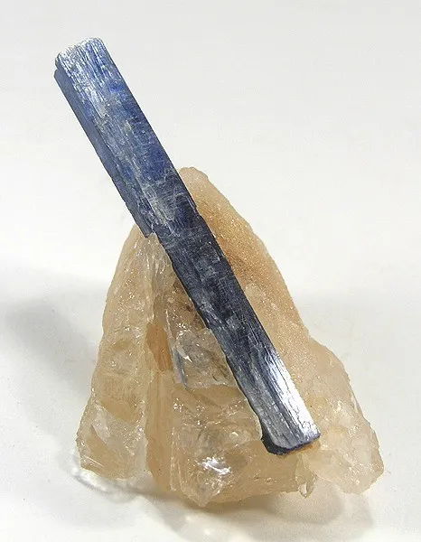 Kyanite image