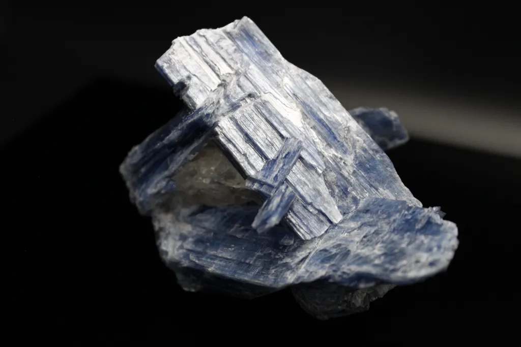 Kyanite from Brazil - image 4