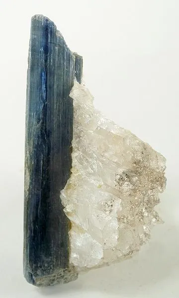 Kyanite, Quartz image