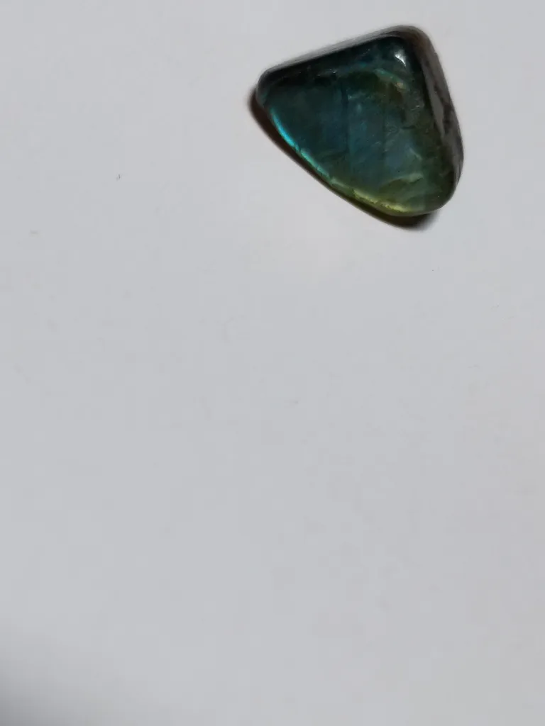 Labradorite - image 2