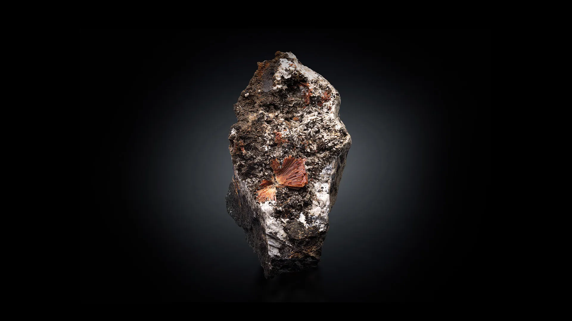 Labuntsovite - image 1