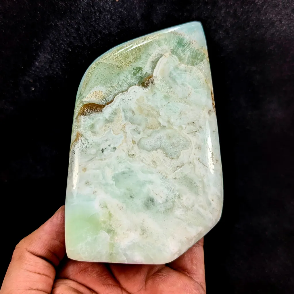 Large Caribbean Calcite Freeform Blue Rocks and Geodes Balochistan - image 4