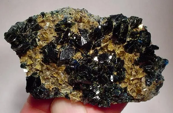 Lazulite, Siderite image