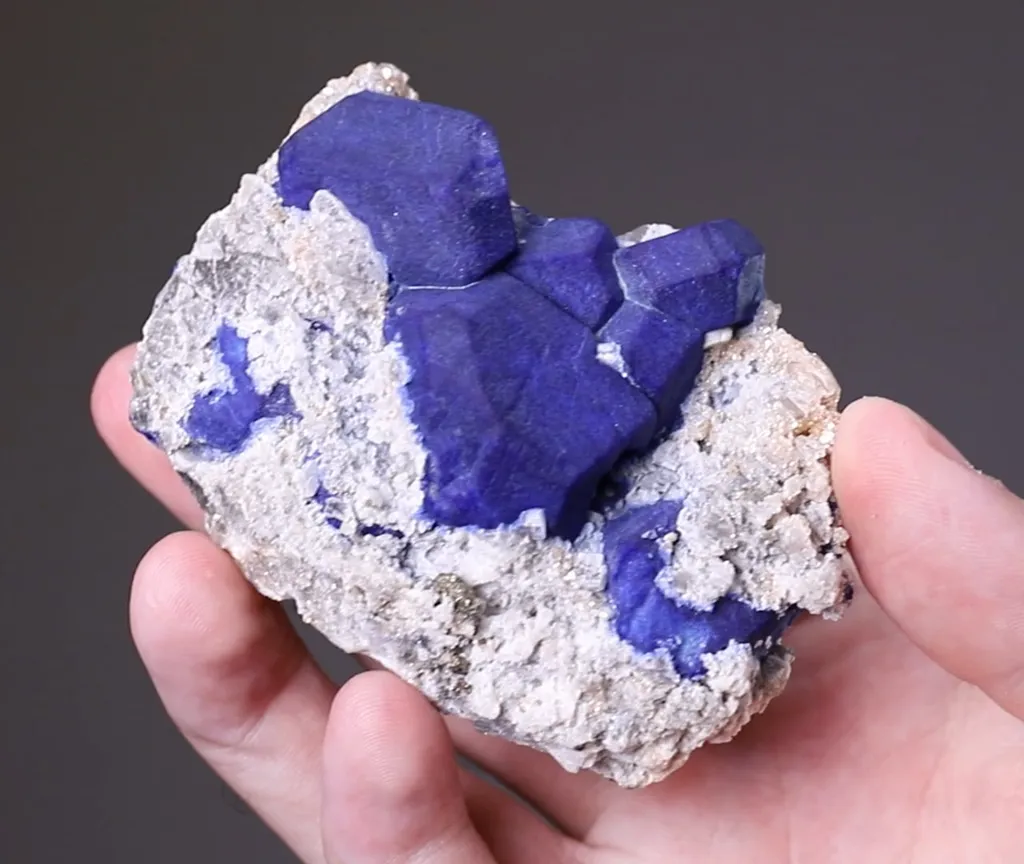 Lazurite - image 2