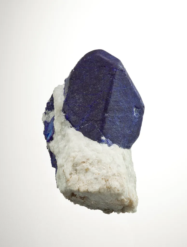 Lazurite (Lapis Lazuli) - image 2