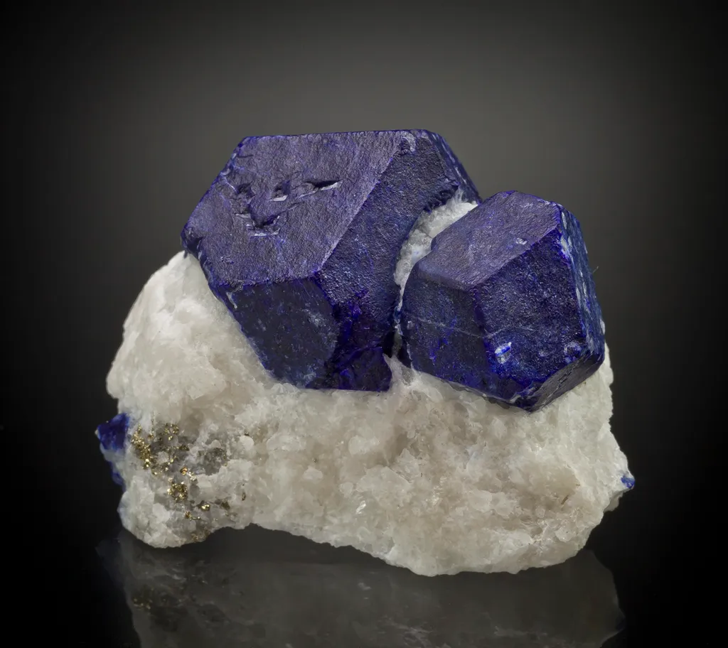 Lazurite (Lapis Lazuli) - image 3