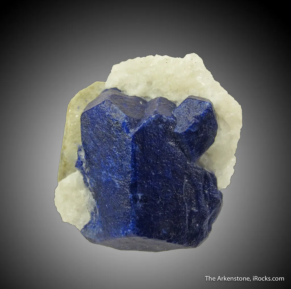 Lazurite (TL) and Forsterite image