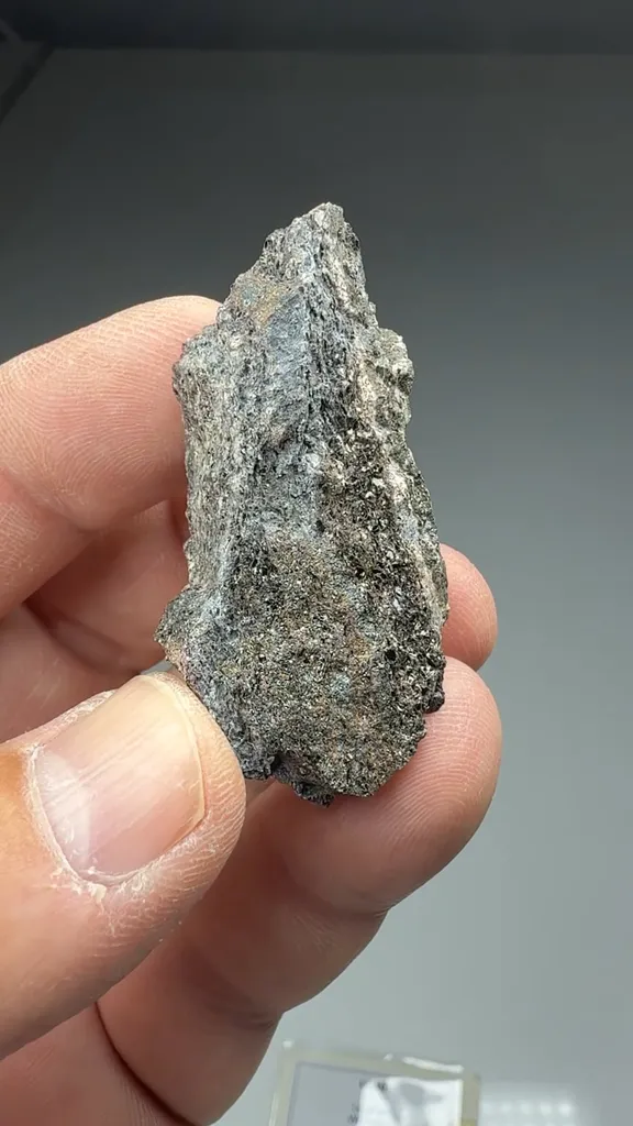 Lead - image 2