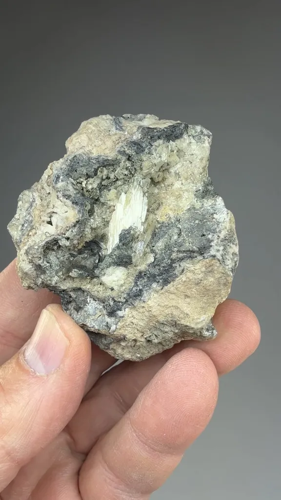 Leadhillite - image 2
